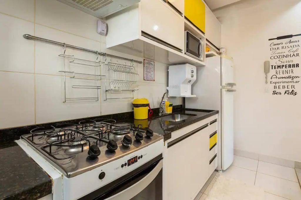 Apartamento Apto Itagua, 400m Da Orla- Garagem Coberta ,wi Fi,sauna,salao De Jogos,piscina, Varanda Gourmet, Otima Localizacao Ubatuba